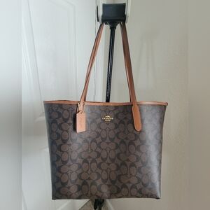 (AUTHENTIC) COACH CITY TOTE